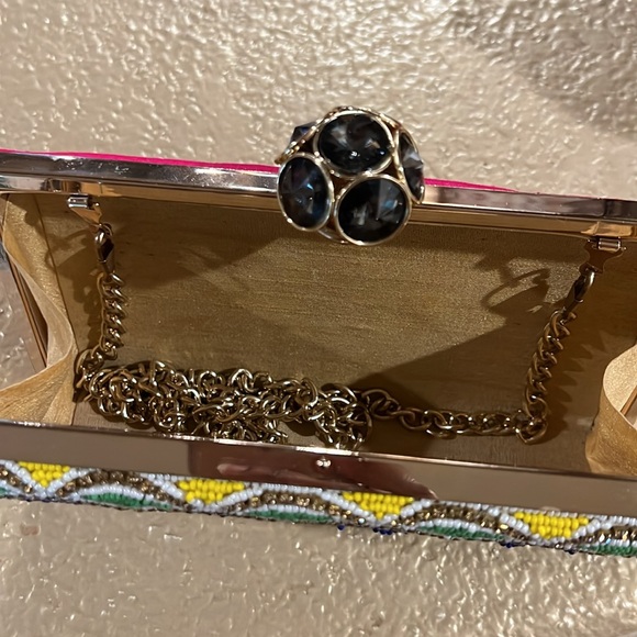 Beautiful multicolored clutch with beads includes gold chain
